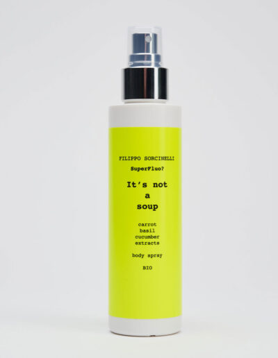 Body Spray It's not a soup della collezione Superfluo? di Filippo Sorcinelli